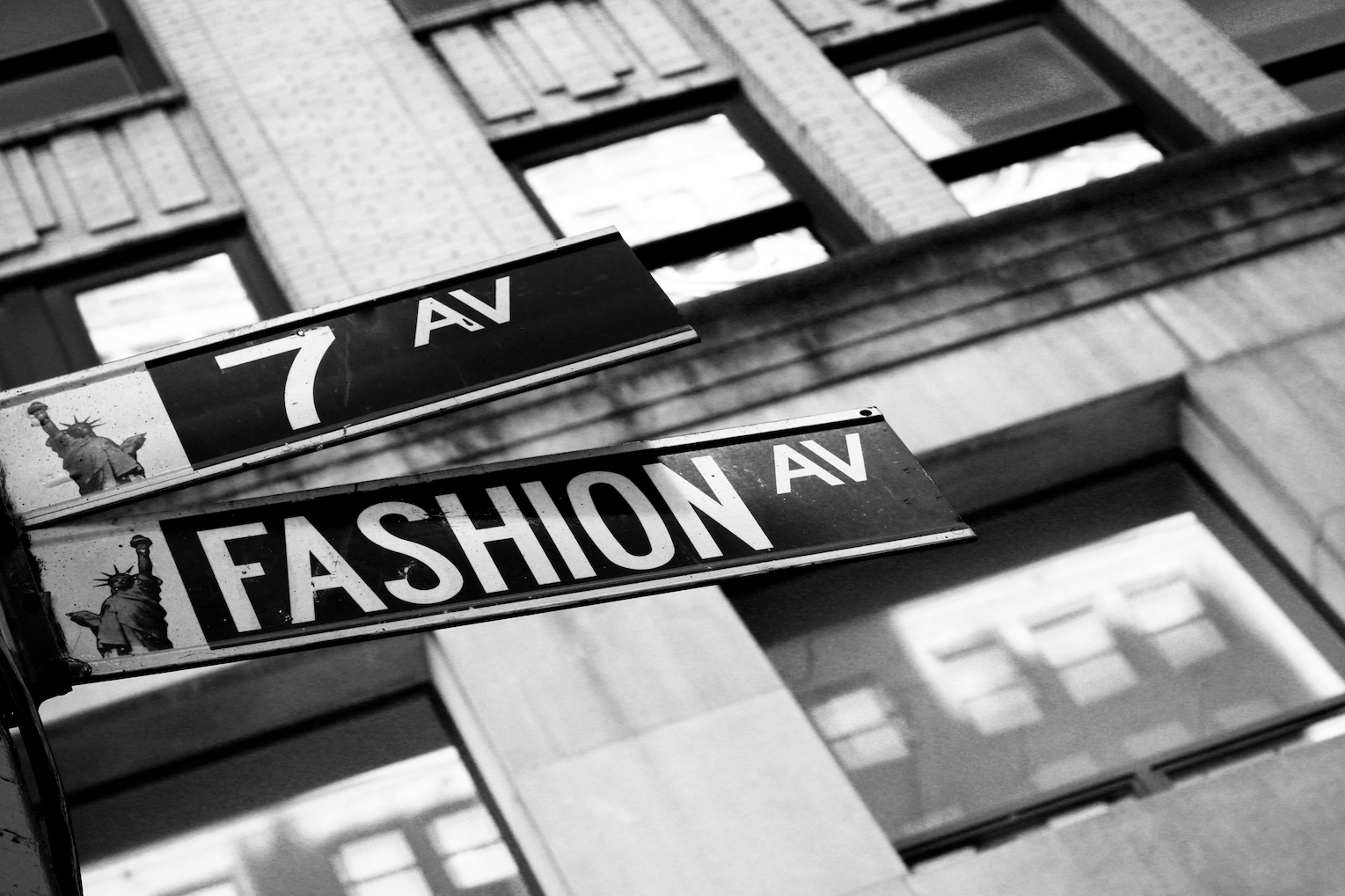 1990s Building Momentum - Fashion Avenue NYC